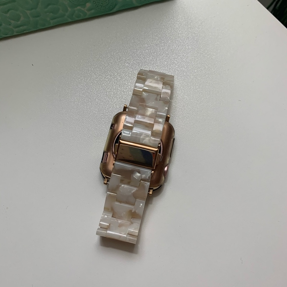Marble and rose gold Apple Watch band for 38mm